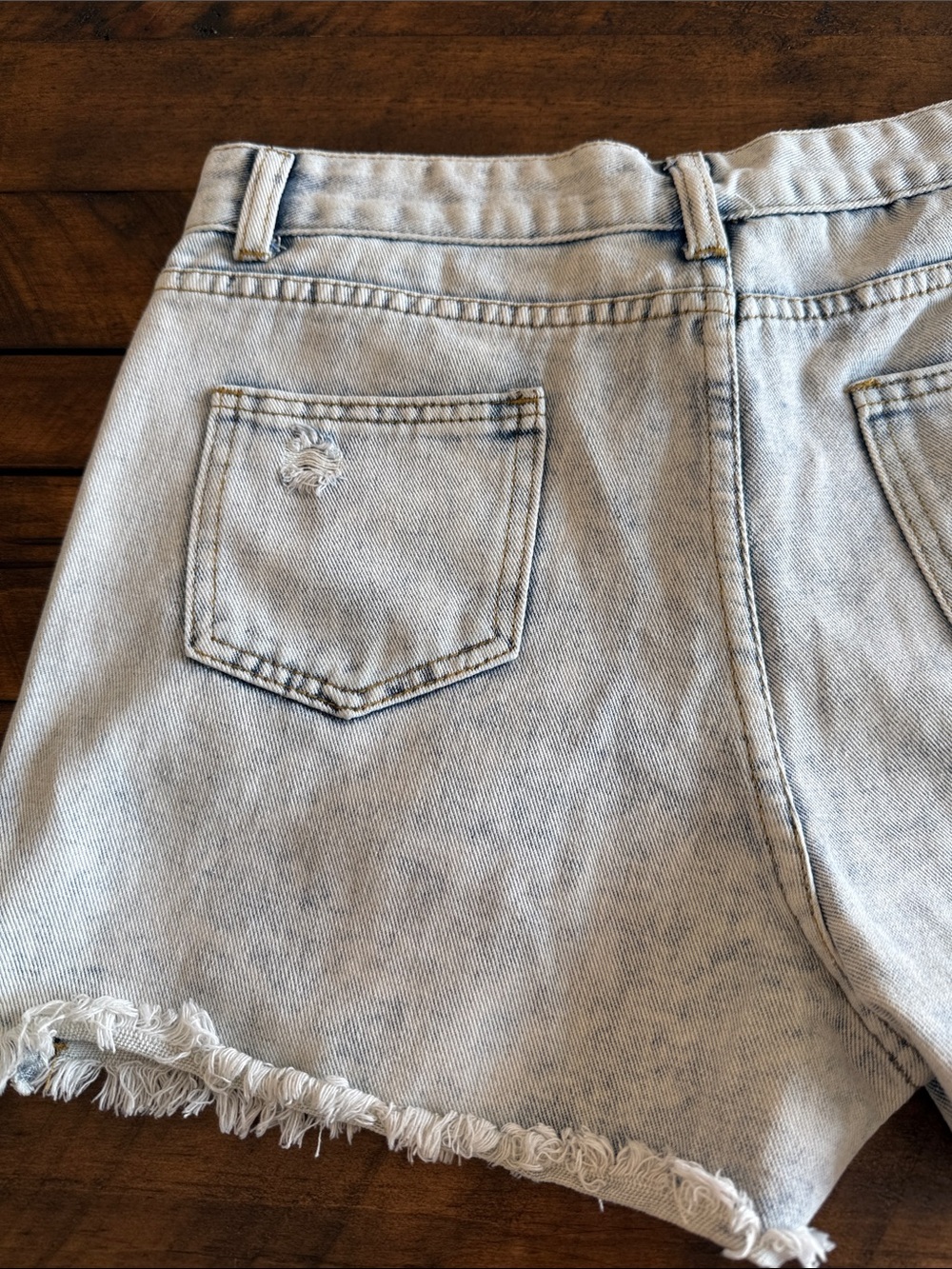 sofia by sofia vergara Light Wash Distressed Denim Shorts - Picture 4 of 8